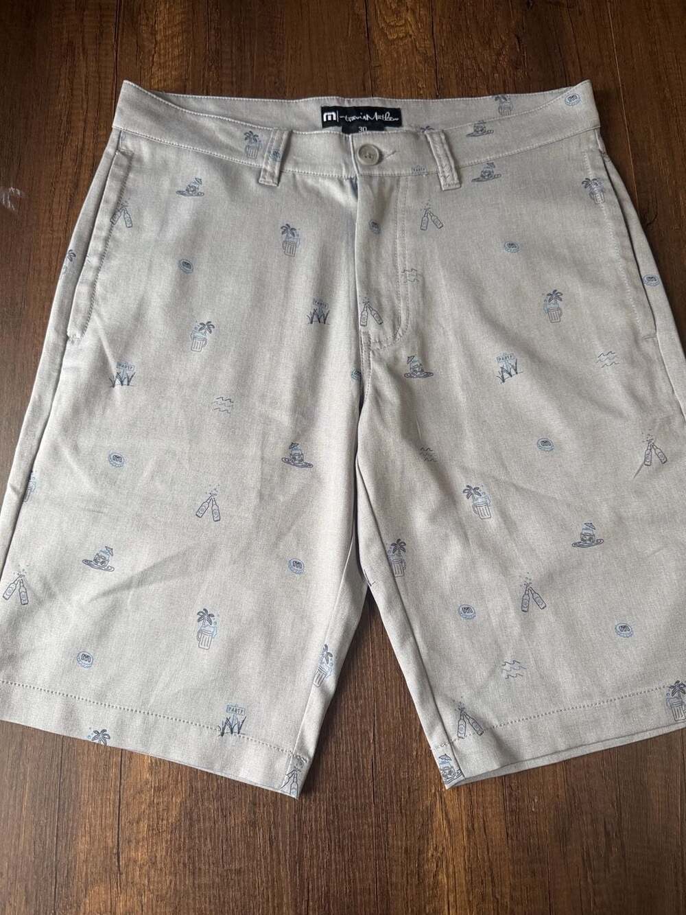 TravisMathew Straight Shot Shorts Size 30 Gray Printed Golf Shorts